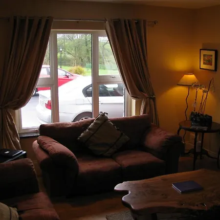 Greenlawn Bed & Breakfast 3*