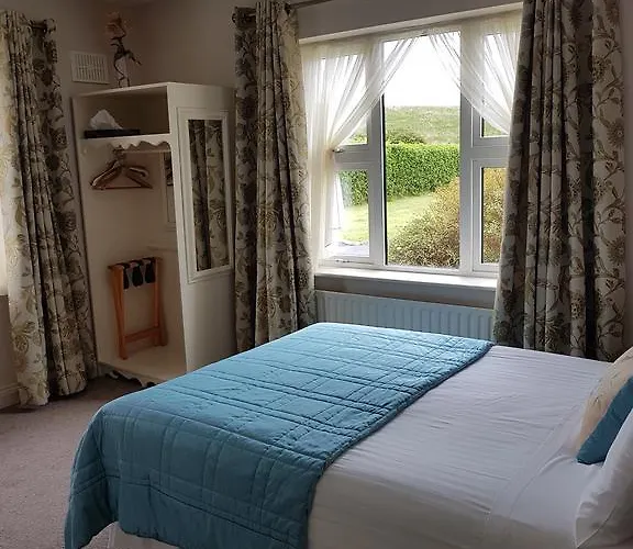 Alojamento de Acomodação e Pequeno-almoço Greenlawn 3*